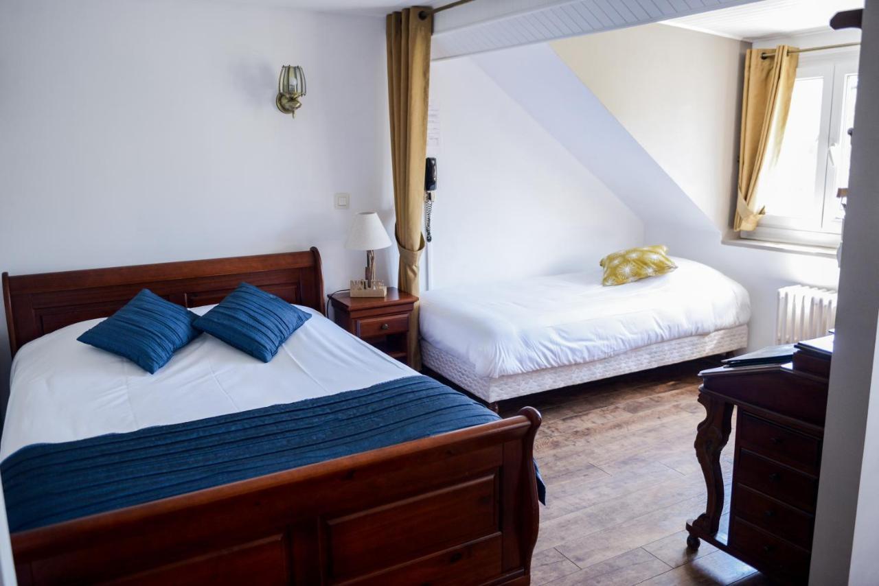 Logis Le Saint Hubert Hotell Haybes Exteriör bild
